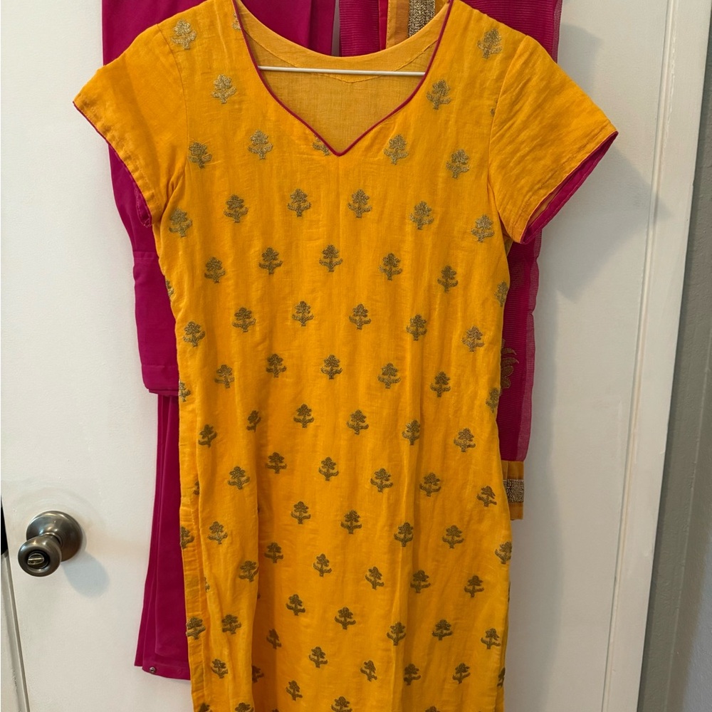 Handmade Marigold Yellow and Pink Salwar Kameez with Gold Embroidery, size 0/2